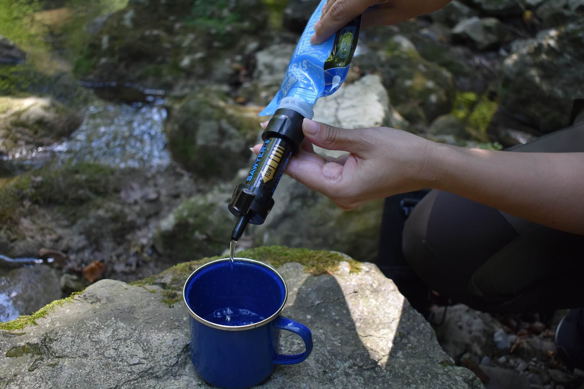 MoKo Tragbarer Wasserfilter für Camping Wandern Notfall-Wasseraufbereiter,...✅ 